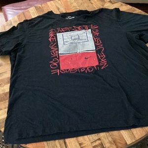 NIKE TEE. Mens XXL